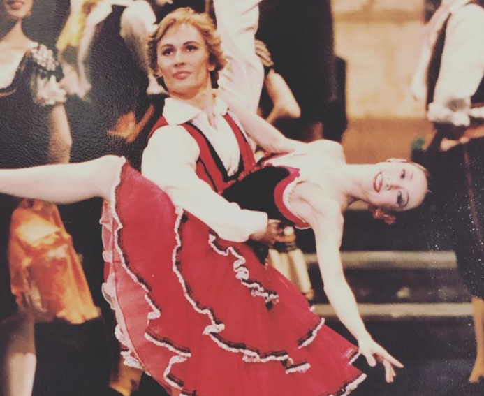 草刈民代の旦那は周防正行で馴れ初めは 子供はいるの 若い頃も可愛かった バレエの実力や出身地や経歴を調査 Happy Happy News Com 草刈民代の旦那は周防正行で馴れ初めは 子供はいるの 若い頃も可愛かった バレエの実力や出身地や経歴を調査 Happy Happy News Com